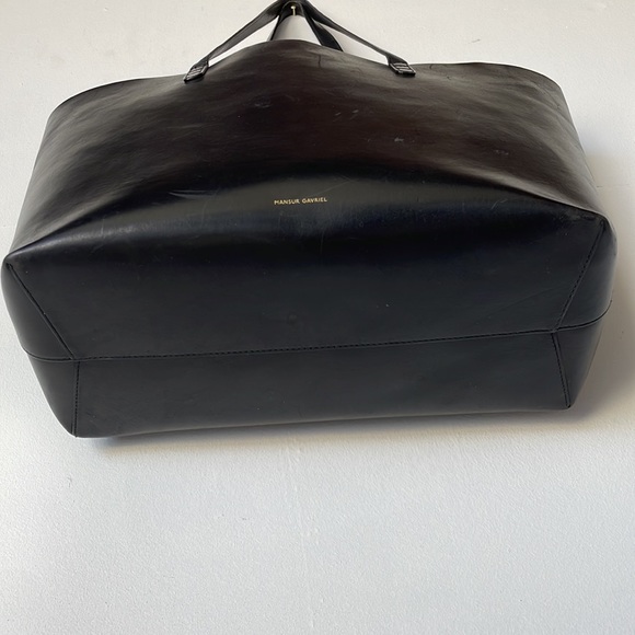 Mansur Gavriel black leather tote bag with red interior - Picture 12 of 17